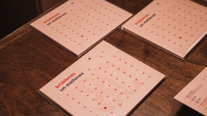 Latvijas Leļļu teātra albums “brūklenes un mellenes” tagad pieejams lielākajās straumēšanas platformās